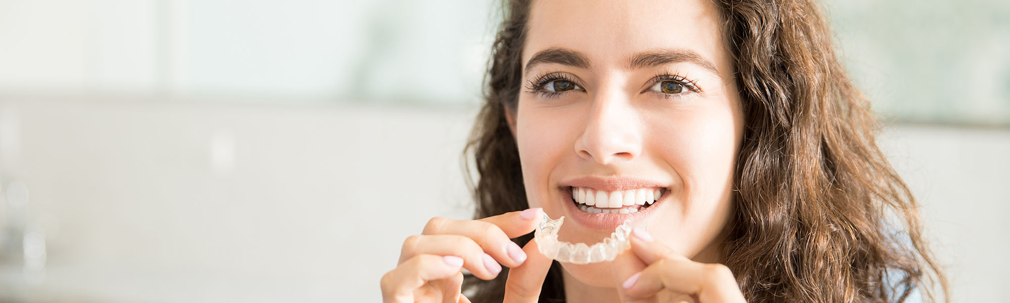 How Long Should You Wear a Retainer at Orthodontist of Northride CA